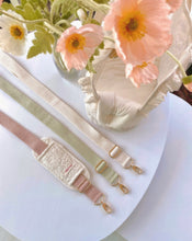 画像をギャラリービューアに読み込む, lace outing bag